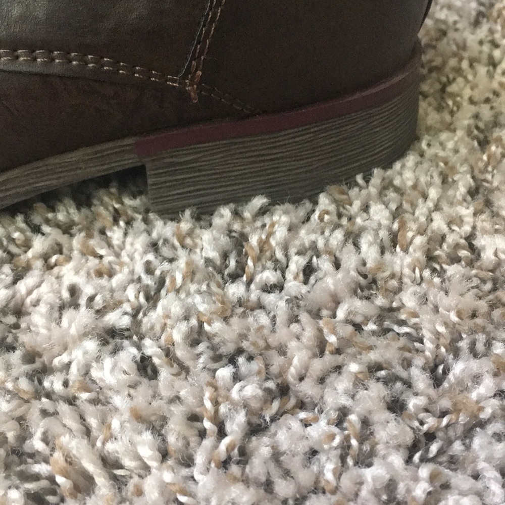 Brown leather Boots - Picture 2 of 3